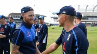 Ind vs Eng: इंग्लैंड टीम ने पास किया दूसरा कोरोना टेस्ट; स्टोक्स, आर्चर, बर्न्स ने किया अभ्यास
